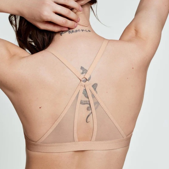 32a pepper racer back front clasp bra - Picture 3 of 6